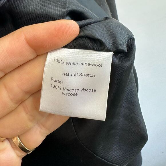 Akris Punto 100% Wool Black Blazer Snap Front Detail High neck Size 8 - Picture 10 of 14